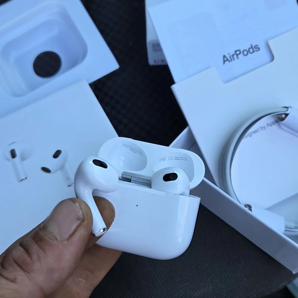 Apple AirPods Pro - White